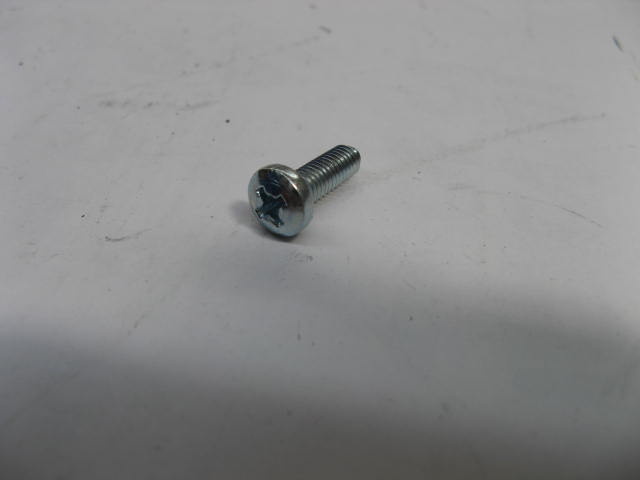 13272011 - SCREWPozidriv Pan Hd M4 x 12mm Cl 5 8