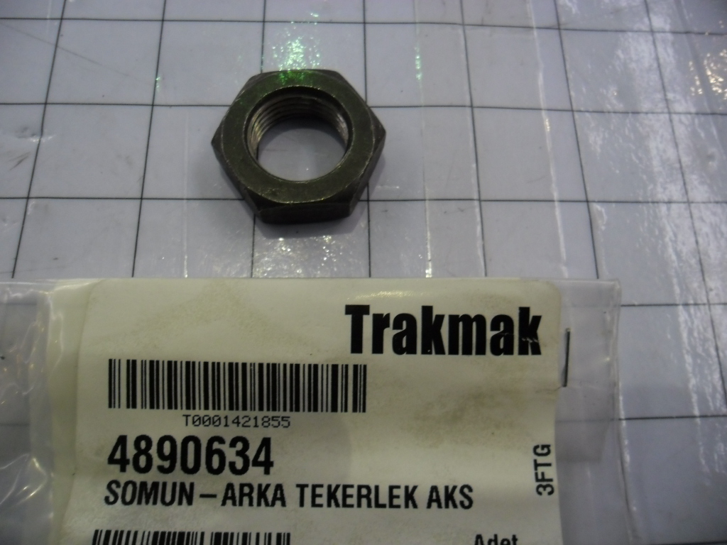 4890634 - SOMUN-ARKA TEKERLEK AKS