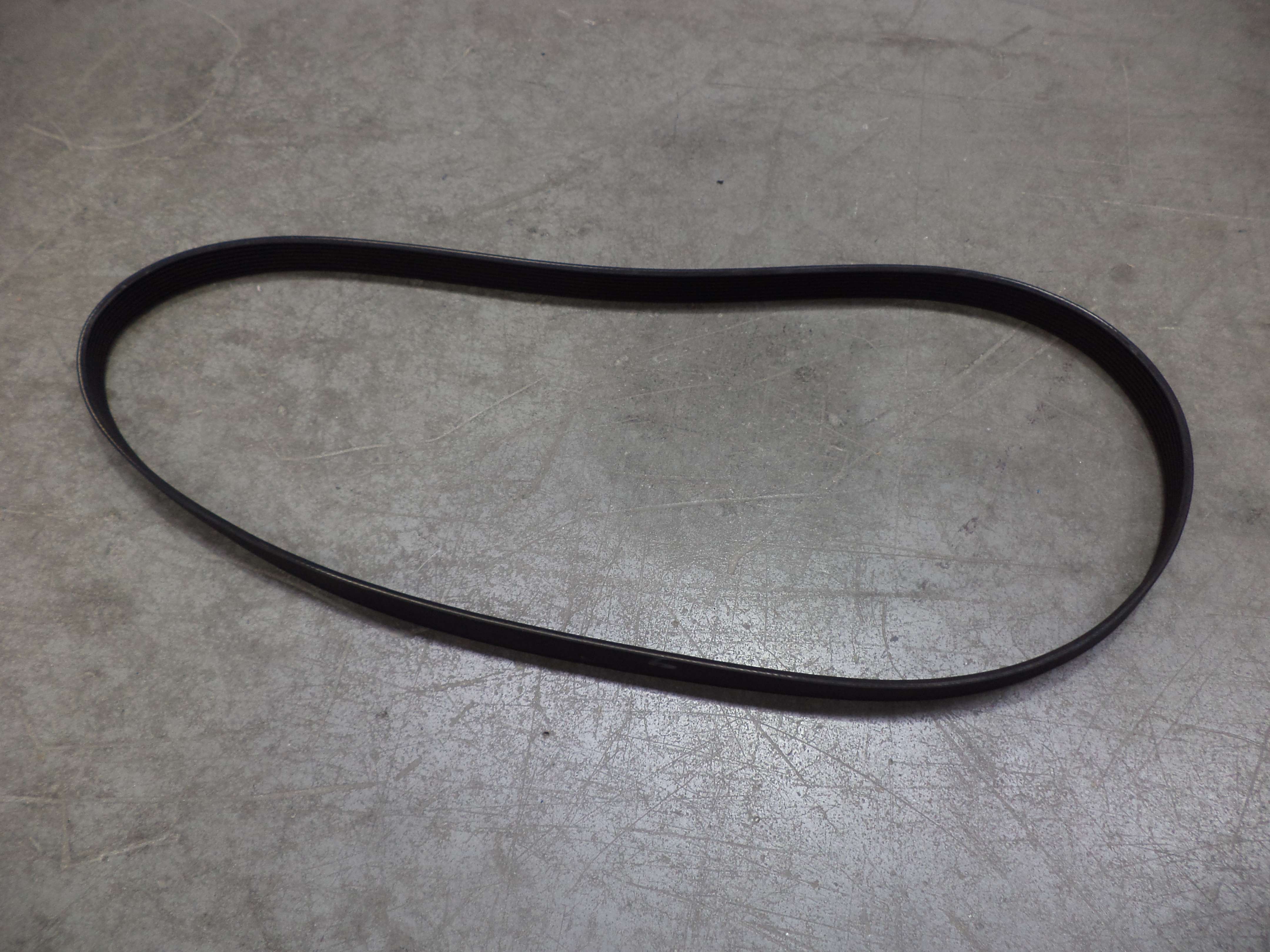 4899178 - V-BELT